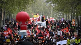 Des manifestants dans les rues de Toulouse, le jour de la décision du Conseil constitutionnel sur la réforme des retraites, le 14 avril 2023 (photo d'illustration)