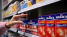Des boîtes de médicaments Humex et Actifed dans une pharmacie, le 23 octobre 2023 (photo d'illustration).