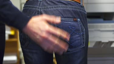 Les personnes dénonçant un harcèlement sexuel ou luttant contre ne peuvent ni être sanctionnées, ni licenciées.