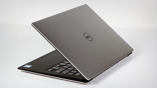 Le Dell XPS 13 est un ultraportable fin, léger et terriblement endurant !