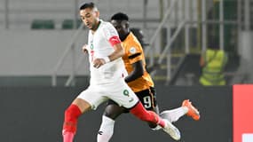 Hakim Ziyech et Lameck Banda lors de Zambie-Maroc, le 24 janvier 2024