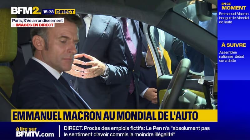 Mondial de l'auto: Emmanuel macron teste la nouvelle R5 de Renault