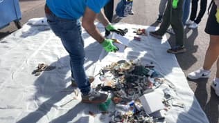 Des déchets ramassés lors de l'opération "Nettoyons le Sud!" à Nice (Alpes-Maritimes), samedi 13 avril 2024.