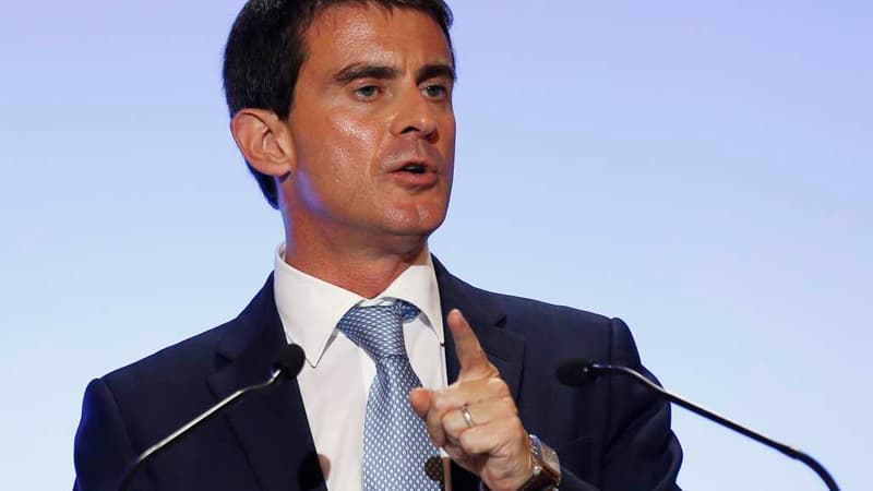 Manuel Valls considère que les chiffres de la croissance du troisième trimestre doivent inciter le gouvernement à poursuivre sa politique économique.