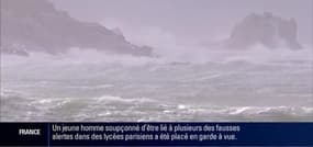 De très violentes rafales de vent s'abattent sur l'Ouest de la France