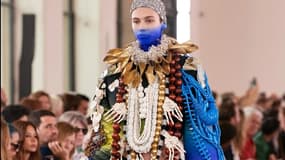 Schiaparelli défilé couture automne-hiver 2023-2024