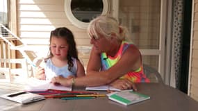 Fabienne et sa petite fille ont été relogées dans le camping Les Jardins d'Agathe après l'incendie qui a détruit leur camping au Cap d'Agde dans l'Hérault