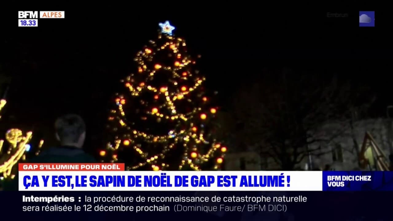 Gap revivez l'illumination du grand sapin de Noël