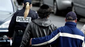 Les identités des agresseurs de l'adolescent sont connues de la police, affirme le ministère de l'Intérieur.