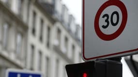 La mairie de Paris va étendre les zones 30 à la quasi-totalité de la capitale.