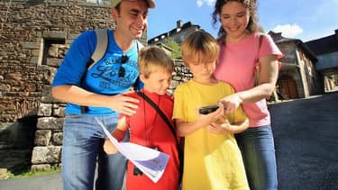 L'application gratuite Terra Aventura utilise la technique du geocaching, utilisée par Pokémon Go, pour organiser une chasse virtuelle à de petits personnages, qu'il faut attraper sur un parcours.