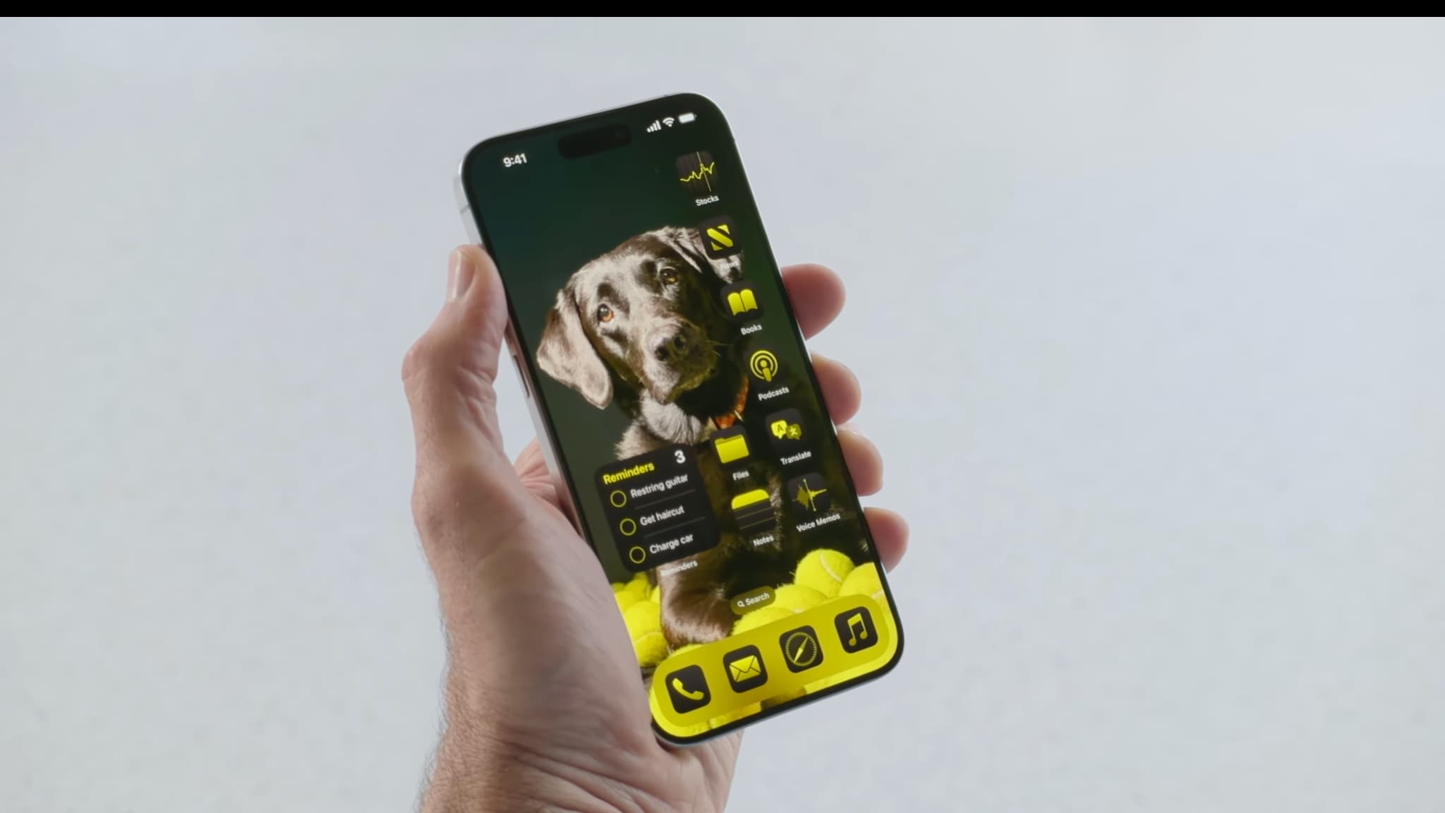 Un iPhone sous iOS 18