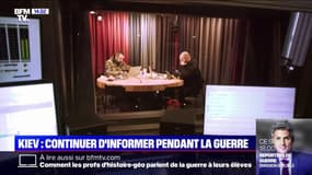 Guerre en Ukraine: à Kiev, des journalistes continuent d'informer la population depuis l'une des dernières stations de radio à émettre