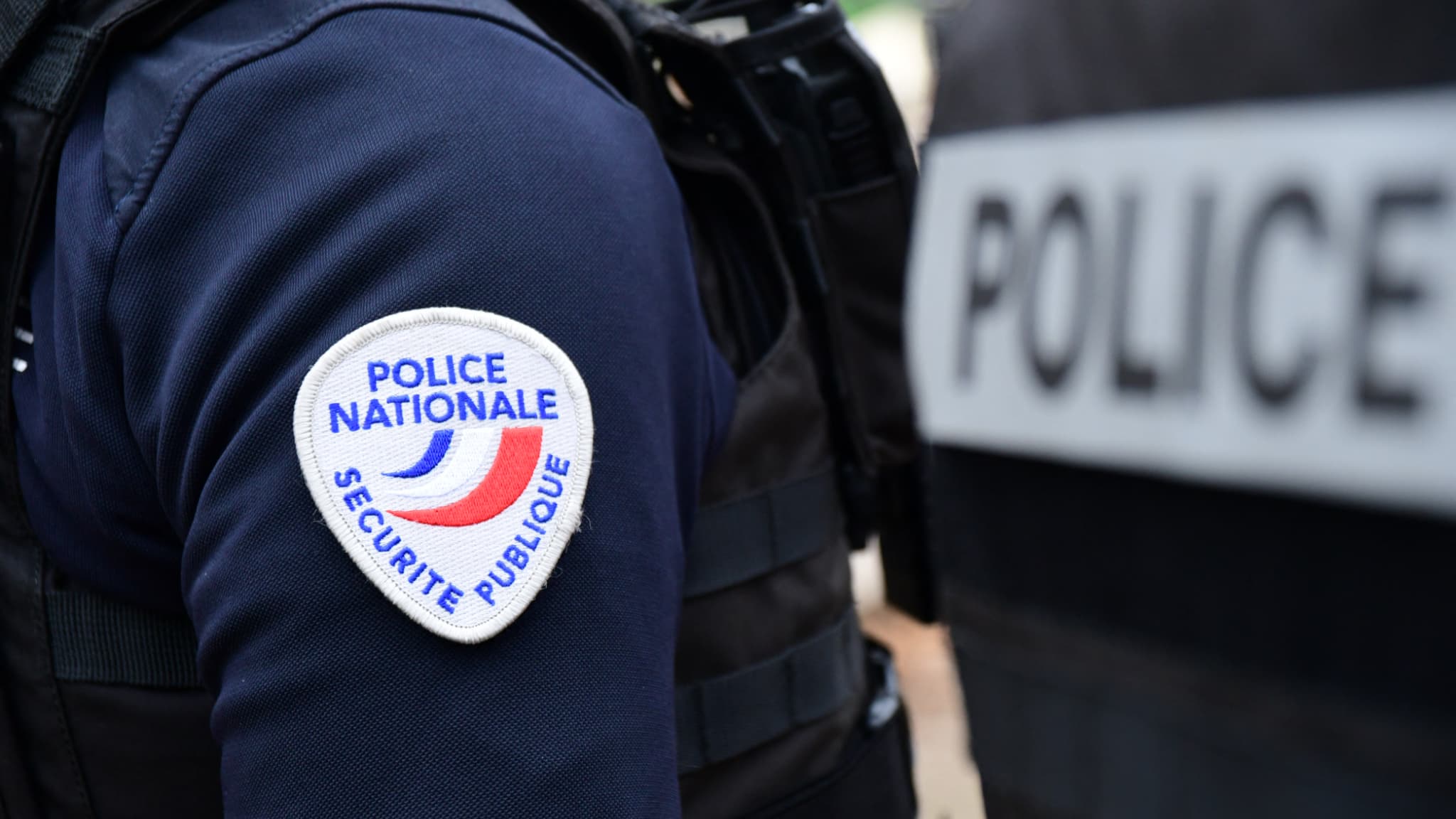 INFO RMC. BOUCHES-DU-RHÔNE: UN EMPLOYÉ D'UNE ÉPICERIE TUÉ PAR BALLES DANS SON COMMERCE