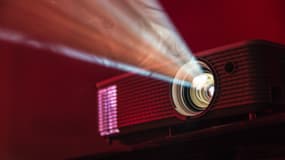 Comment bien choisir son mini projecteur ?