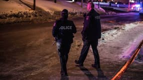 La police canadienne patrouille après l'attaque de la grande mosquée de Québec, le 29 janvier 2017.