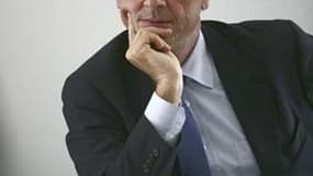 La déclaration de l'ancien président Jacques Chirac expliquant qu'il entendait voter pour le socialiste François Hollande en 2012 a plus de sens qu'une plaisanterie, estime l'ex-premier secrétaire du PS dans un entretien que publie Libération mercredi. /P