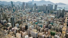 Avis de grand frais sur le marché immobilier incandescent de Hong Kong