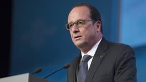 François Hollande connaît une nouvelle baisse de popularité en octobre 2015.