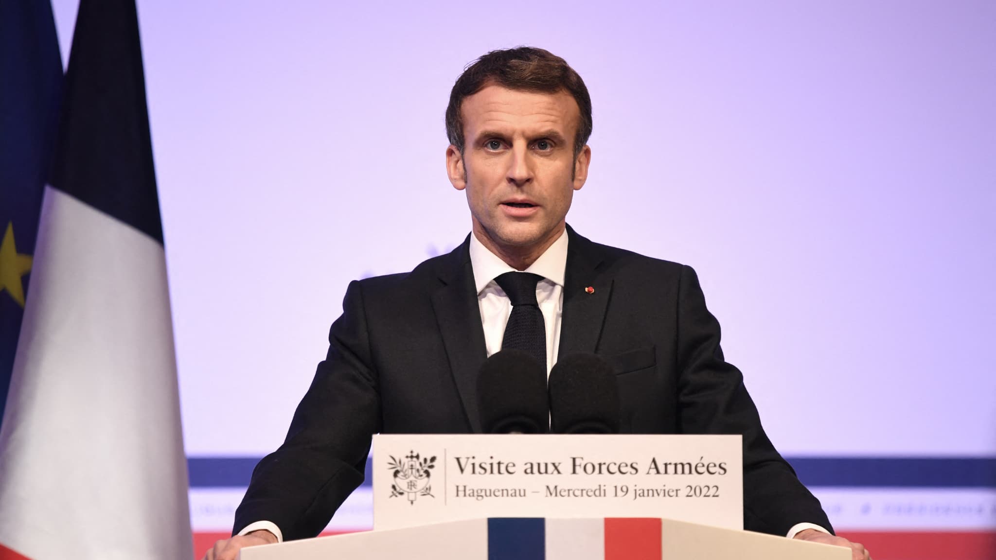 Emmanuel Macron, président sortant et candidat LREM à la présidence de la République française Emmanuel Macron, président sortant et candidat LREM à la présidence de la République française