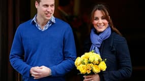 Le prince William et son épouse Kate, jeudi à la sortie de l'hôpital