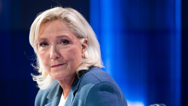 "Je ne peux pas dépendre d'un magistrat": avant son jugement, Marine Le Pen exclut une campagne présidentielle sous bracelet électronique