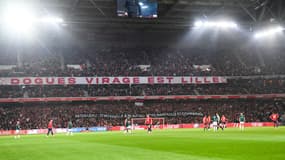 Une banderole hostile à Bruno Retailleau lors de Lille-Lens (1-0, L1), le 30 mars 2025
