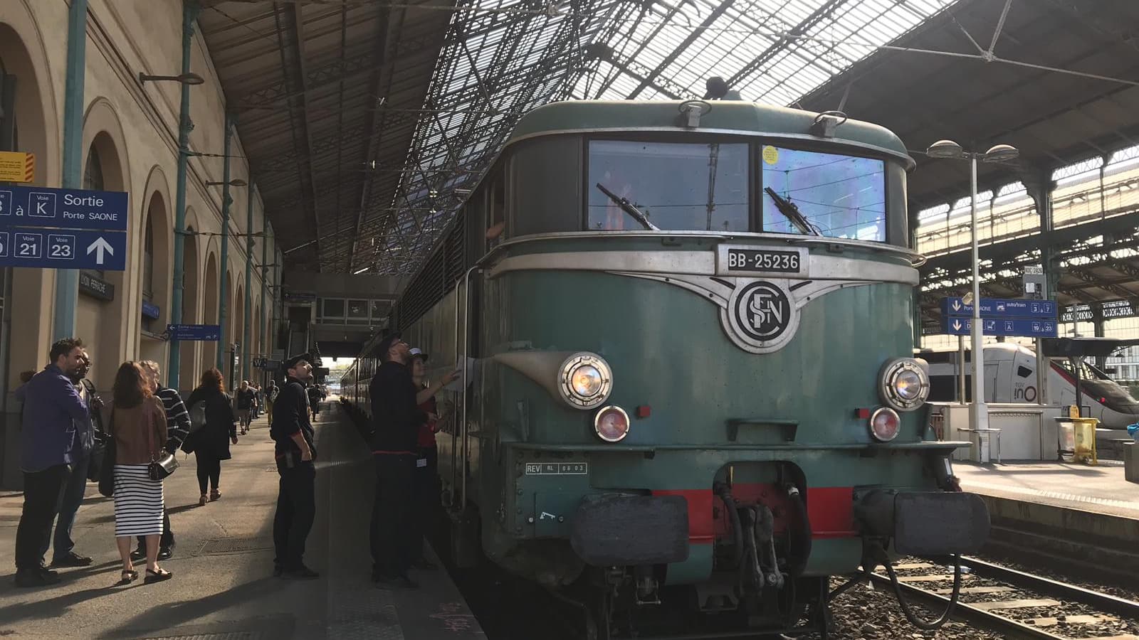 L'Orient Express est exposé pendant deux jours à Lyon. L'Orient Express est exposé pendant deux jours à Lyon.