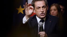 Nicolas Sarkozy, lors de son meeting à Vélizy-Villacoublay, lundi 6 octobre.