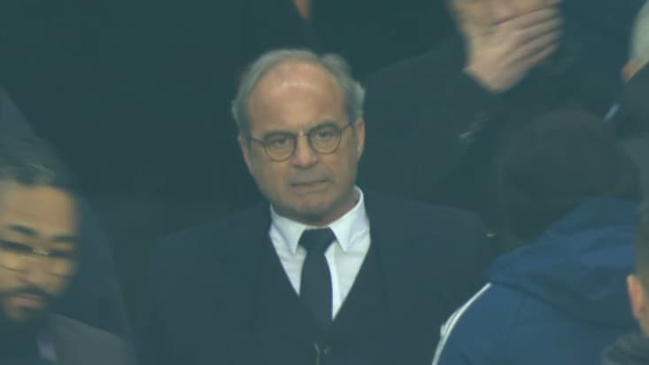Luis Campos en colère après un penalty non sifflé pour le PSG, 2 avril 2023