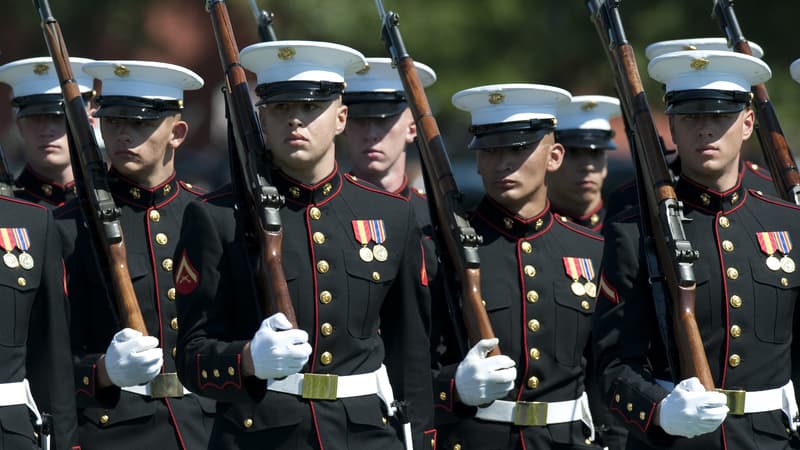 Des Marines sur la base Myer-Henderson Hall, en août 2011.