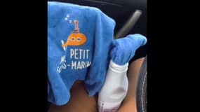 De nombreuses vidéos de colis empaquettés de manière inhabituelle pupullent en ligne.