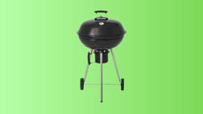 Weber n’a qu’à bien se tenir, Cdiscount frappe fort avec cette offre sur le barbecue à charbon