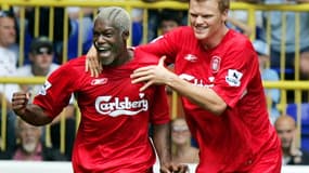 Djibril Cissé avec John Arne Riise avec Liverpool, en 2004