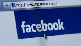 Facebook interdit l'accès à son réseau aux moins de 13 ans. Mais la règle est facilement contournable.