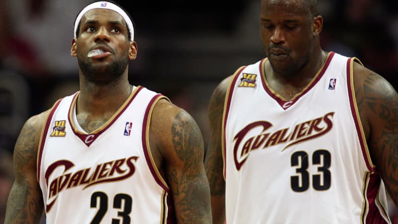 Shaquille O'Neal, du temps où il était aux Cavaliers avec Lebron James