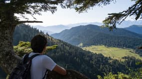 Col de Beyrede depuis le sentier du Signal de Bassia dans les Haute-Pyrénées le 28 août 2024