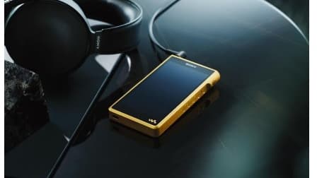 Sony launches Walkman for 3700 euros, a symbol of a booming premium market