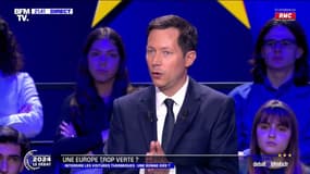 Arrêt des voitures thermiques: "Le vote de ce texte, c'est le plus grand cadeau qu'on peut faire à Xi Jinping" explique François-Xavier Bellamy (LR)