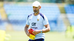 Gérald Baticle avec l'équipe de France Espoirs, le 20 juin 2025