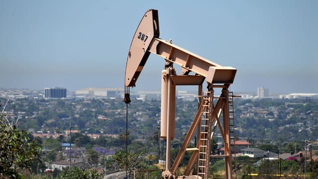 En un mois, le prix du pétrole a repris 30%.