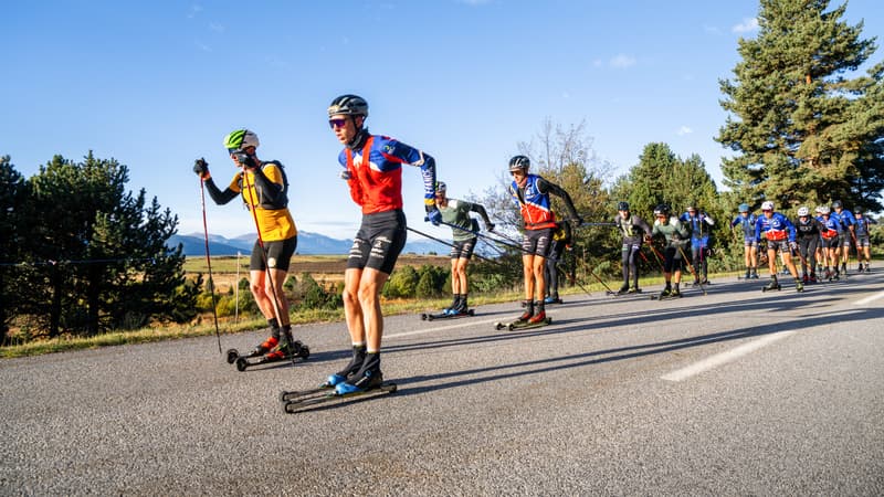 L'équipe de France de biathlon lors d'un stage estival à Font Romeu, en octobre 2025.