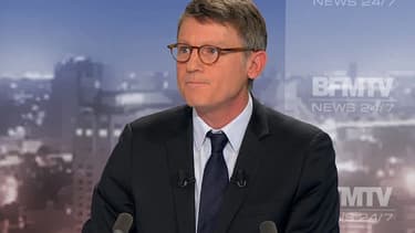 Pour Vincent Peillon, six semaines de vacances d'été, "c'est suffisant".
