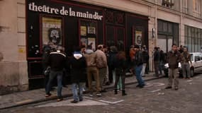 Le théâtre de la Main d'or, dans le passage éponyme, QG parisien de Dieudonné depuis 1999.