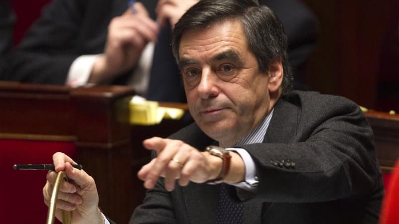 François Fillon a mis en garde mardi contre les appels de personnalités de la majorité à voter pour le Parti socialiste plutôt que pour le Front national en l'absence d'alternative aux législatives de juin, une initiative qu'il qualifie de stupide. /Photo