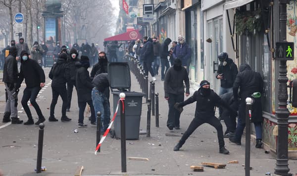 Incidents lors de la manifestation à Paris