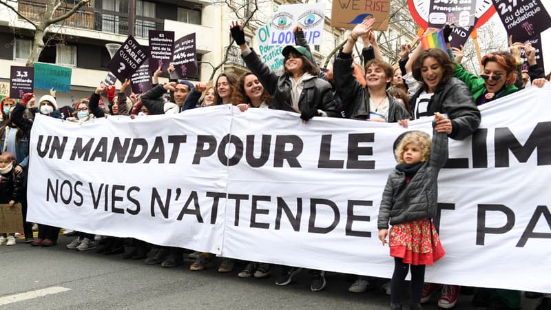 Plusieurs dizaines de manifestations pour le climat organisées à travers la France