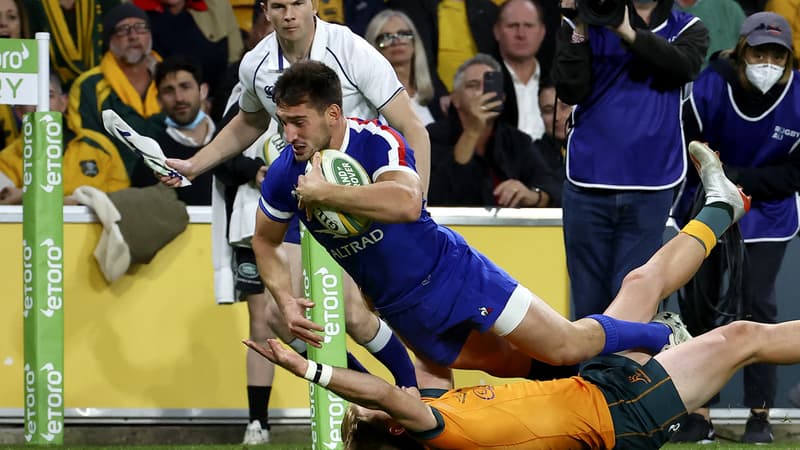 XV de France:  "On ressort grandi de cette tournée" estime Baptiste Couilloud