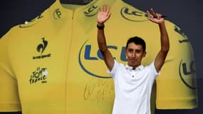 Le cycliste colombien Egan Bernal, vainqueur du Tour de France 2019, lors de son arrivée dans la ville où il réside, Zipaquira, près de Bogota, le 7 août 2019