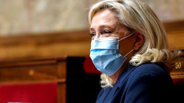 La présidente du Rassemblement national Marine Le Pen, le 20 novembre 2020 à Paris 